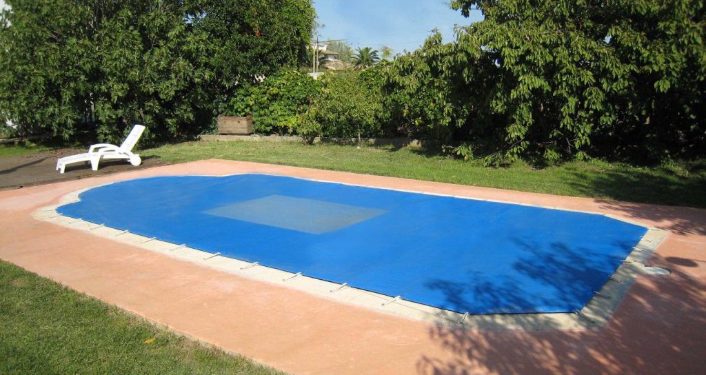 PROJECTSRFUSA. Image 4. Enclosure and protection with pool cover (Jun-2019)